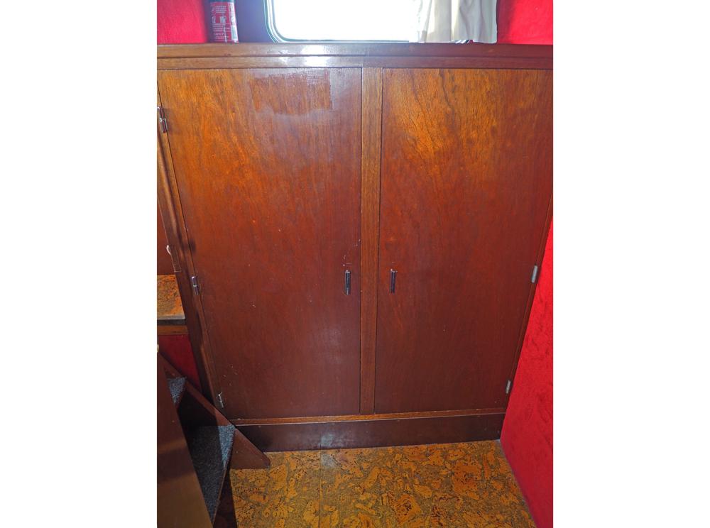 Cabine arri&egrave;re, H&eacute;bergements